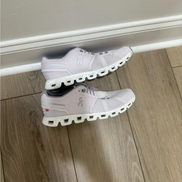 On Running Women's Athletic Shoes - Light Purple and White - Picture 1 of 7